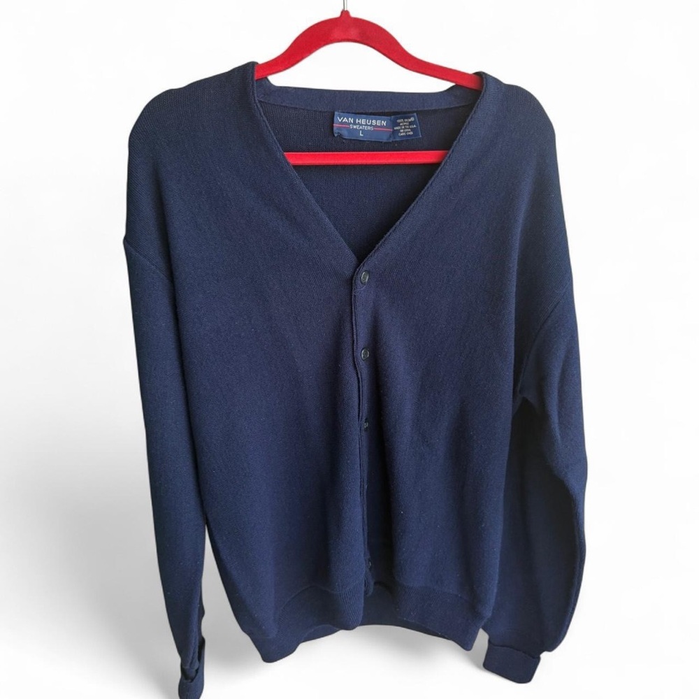 Vintage navy cardigan from Van Heusen made from 100% Orlon acrylic